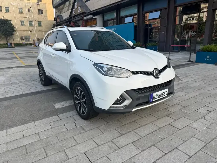 MG Ruiteng