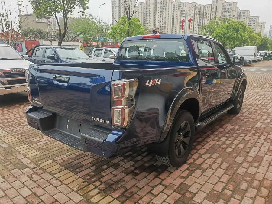 Isuzu D-MAX