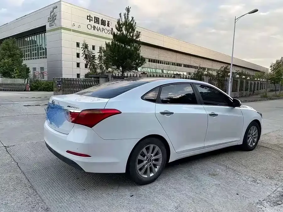 Hyundai Mistra