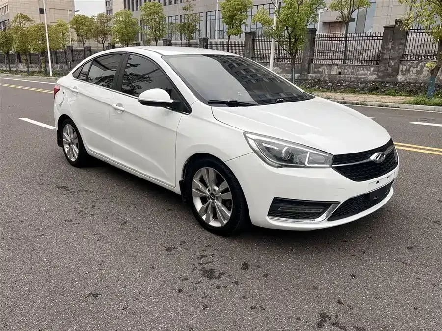 Chery Arrizo 5