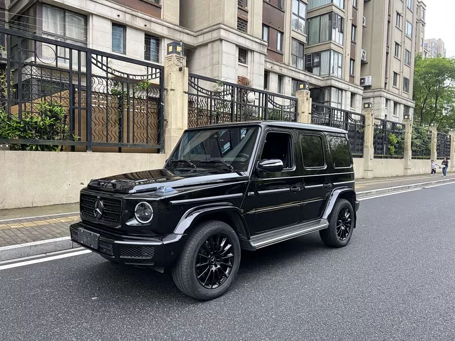 Mercedes Benz G-rated