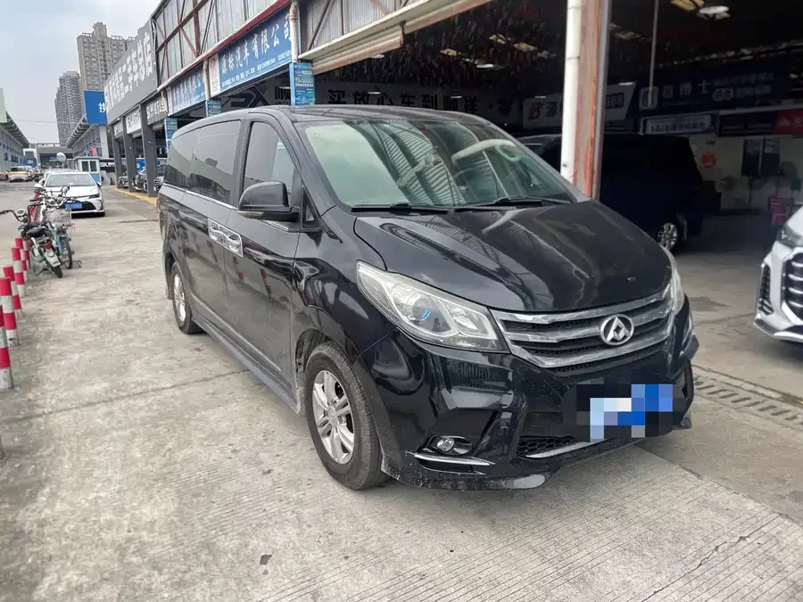 Maxus G10