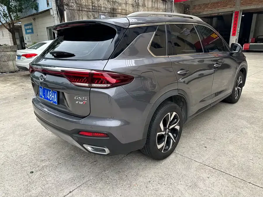 GAC Trumpchi GS5