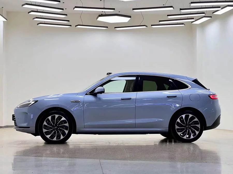 AITO Wenjie M5