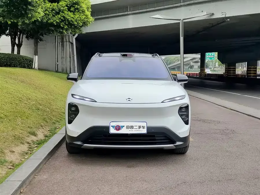 NIO ES7
