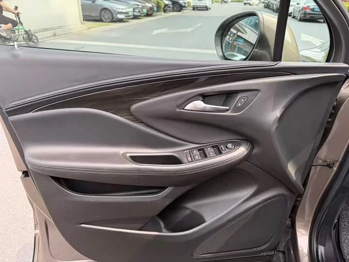 Buick Envision Plus