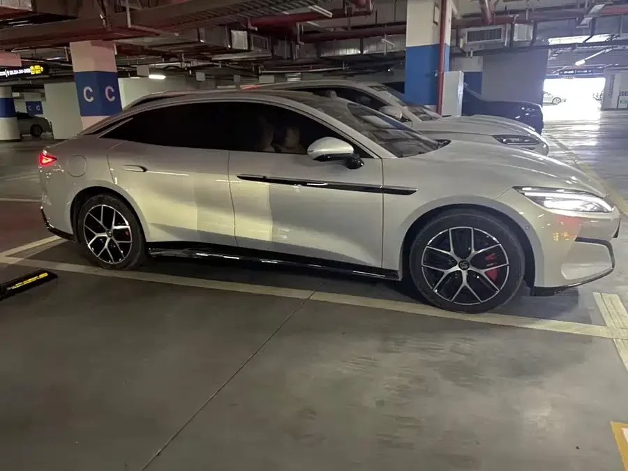 BYD Han L