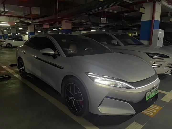 BYD Han L