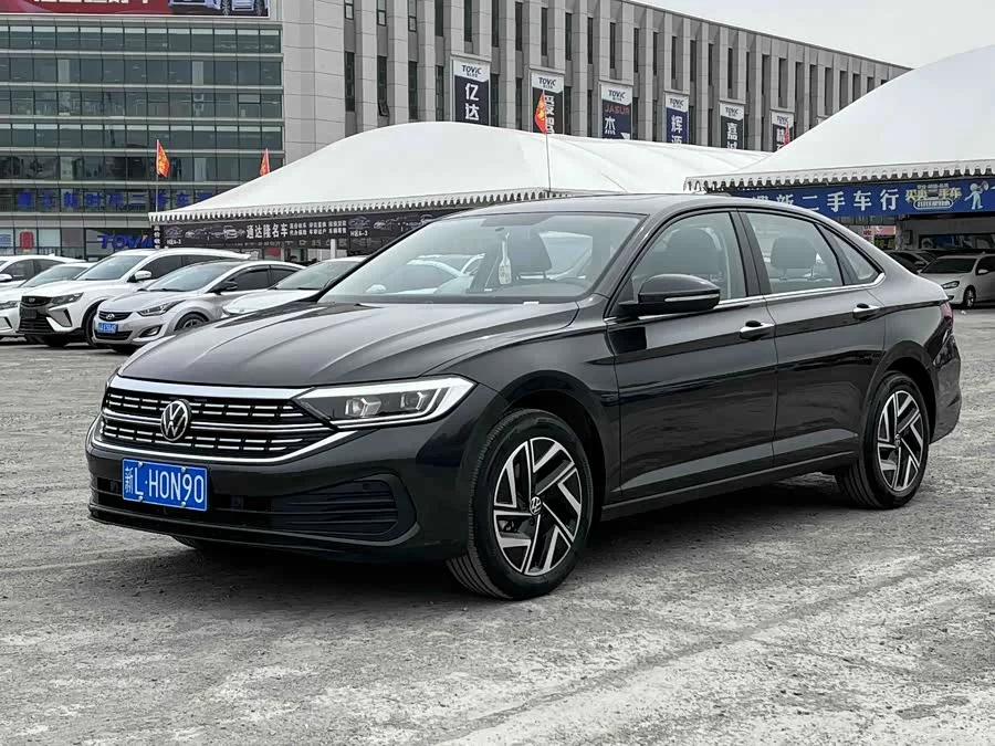 Volkswagen Sagitar