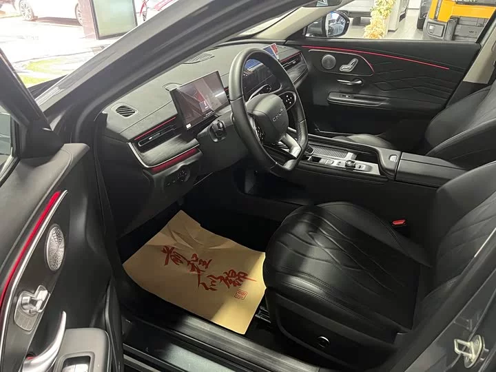 Chery Arrizo 8 PRO
