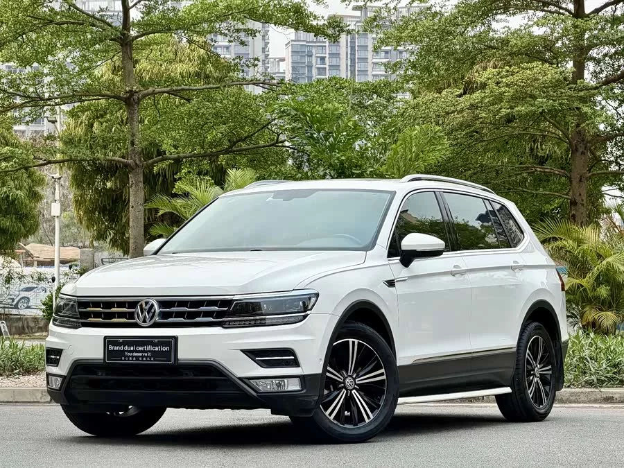 Volkswagen Tiguan L