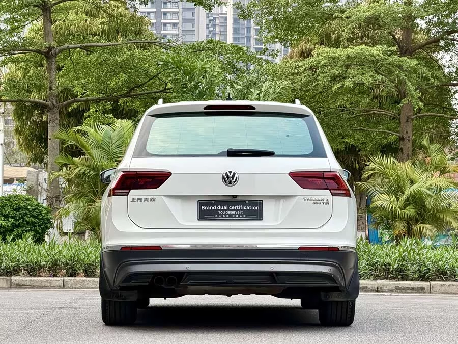 Volkswagen Tiguan L