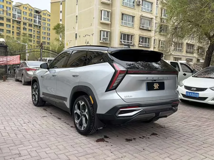 Geely Boyue L