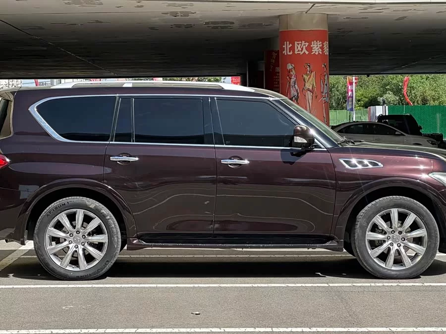 Infiniti QX