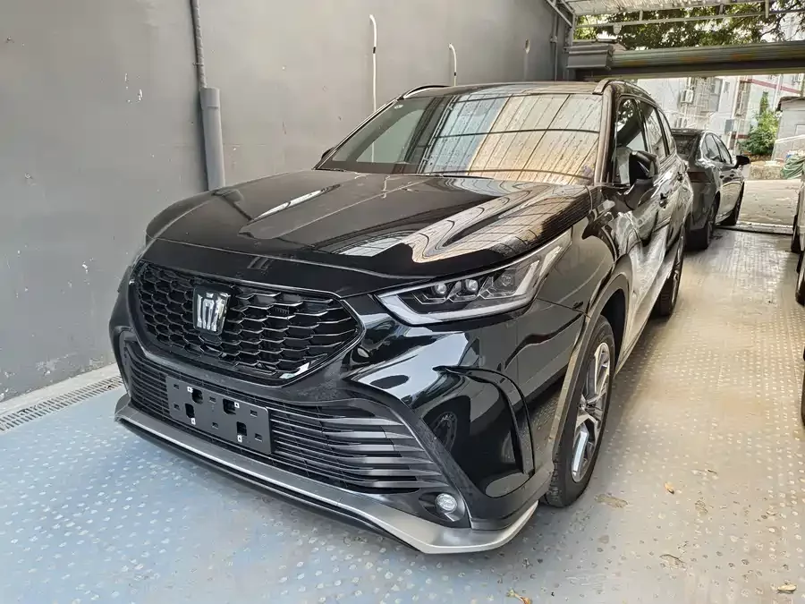 Toyota Crown Land