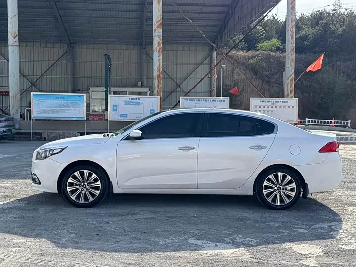 kia K4