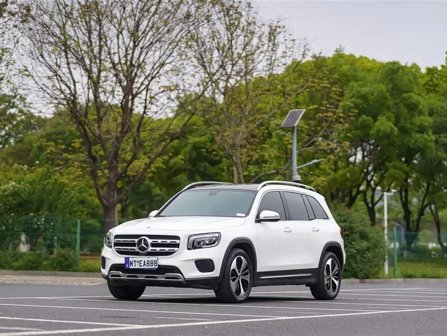 Mercedes Benz GLB