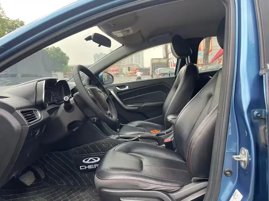 Chery Arrizo 5