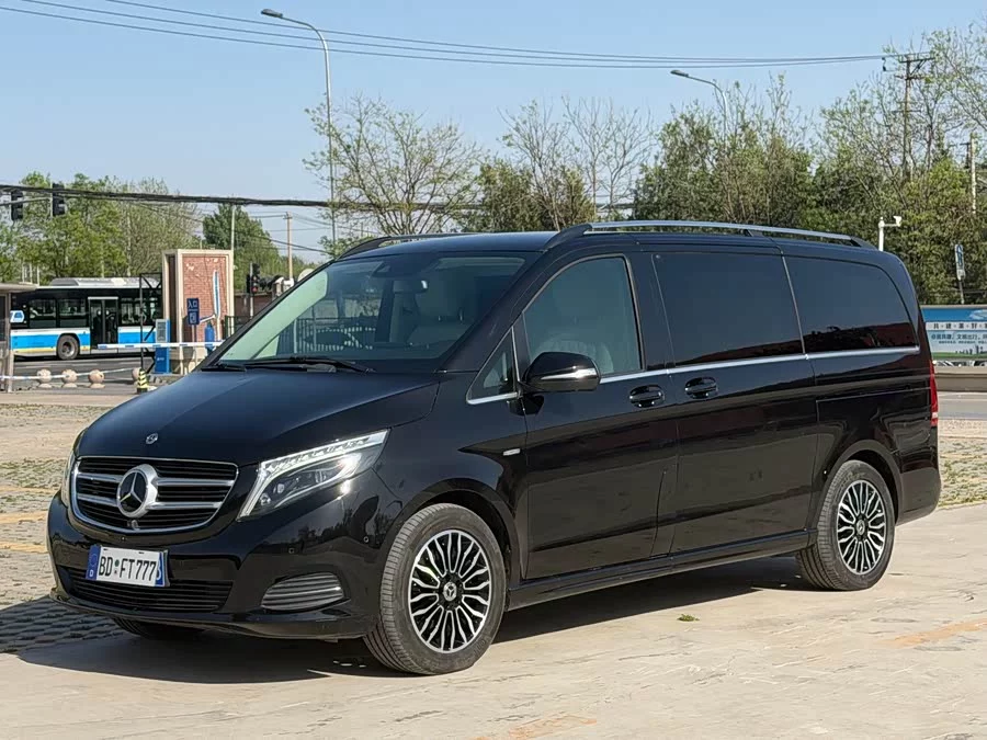 Mercedes Benz Class V