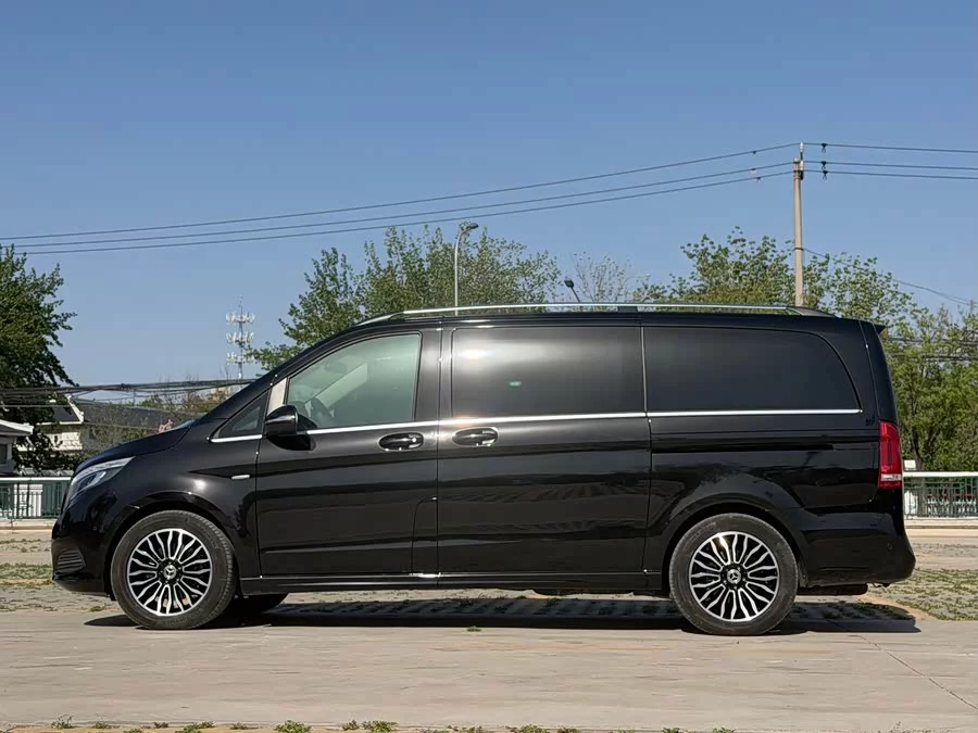 Mercedes Benz Class V