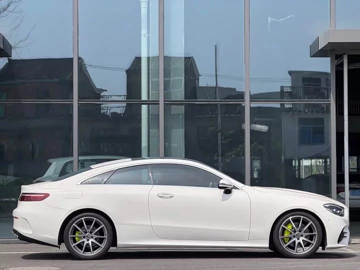 Mercedes-Benz Class E (imported)