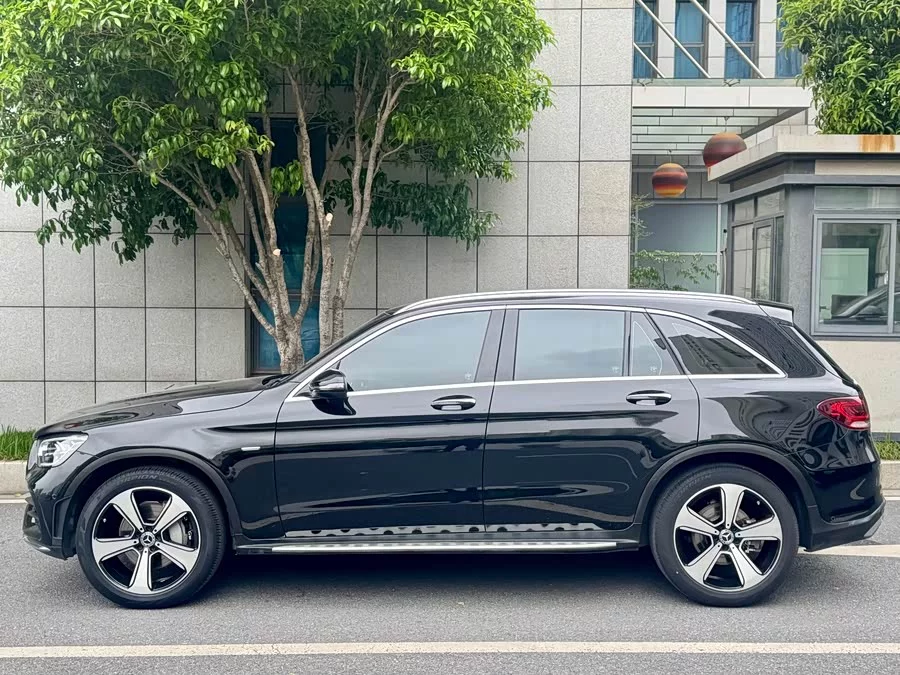 Mercedes Benz GLC