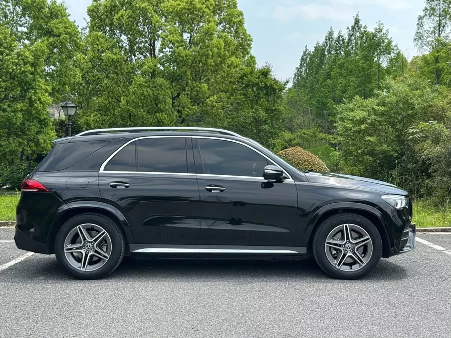 Mercedes Benz GLE (Imported)