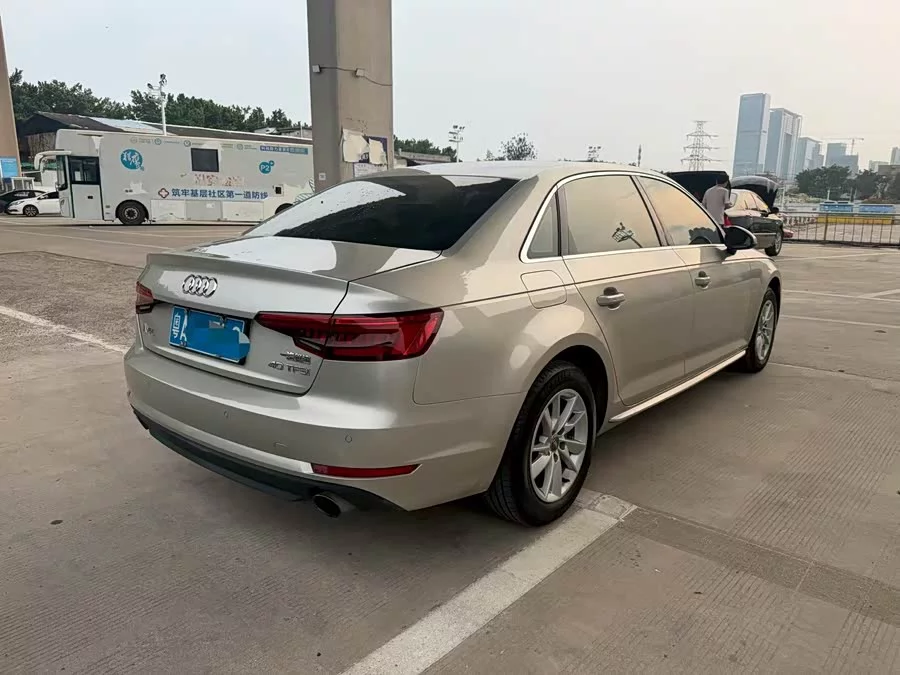 Audi A4L