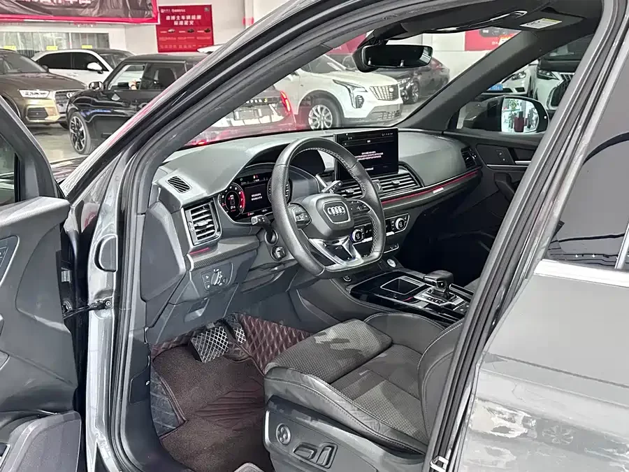 Audi Q5L Sportback