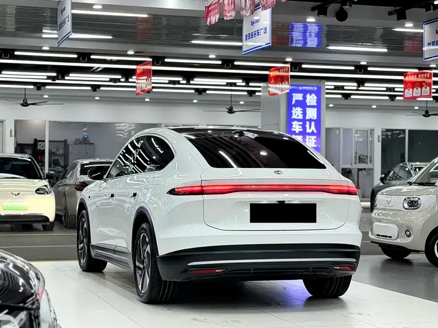 NIO EC6