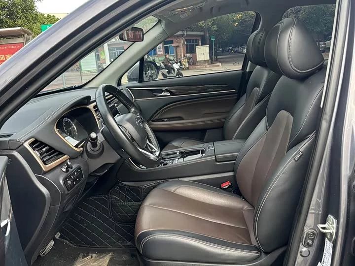 GAC Trumpchi GS5