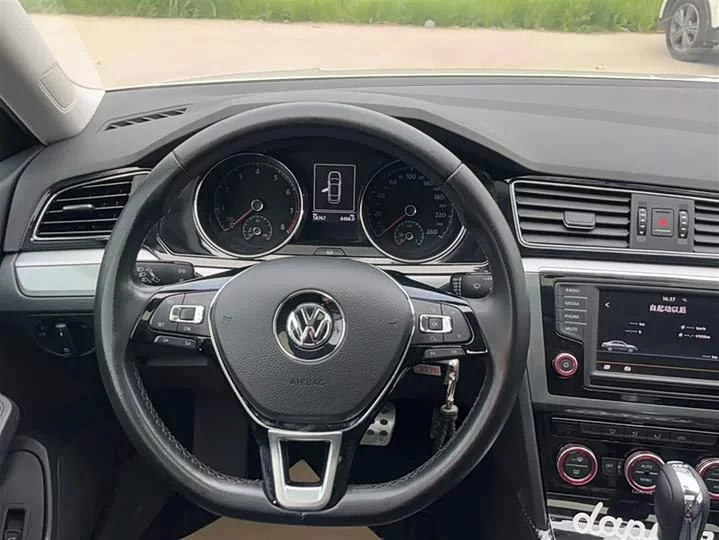 Volkswagen Golf·Jialu