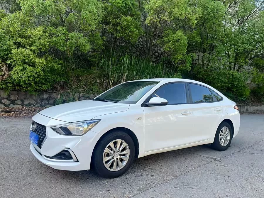 Hyundai Elantra / Celesta