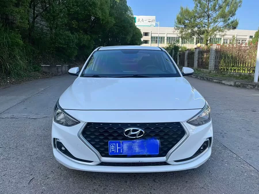 Hyundai Elantra / Celesta