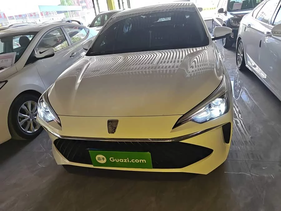 Roewe i5
