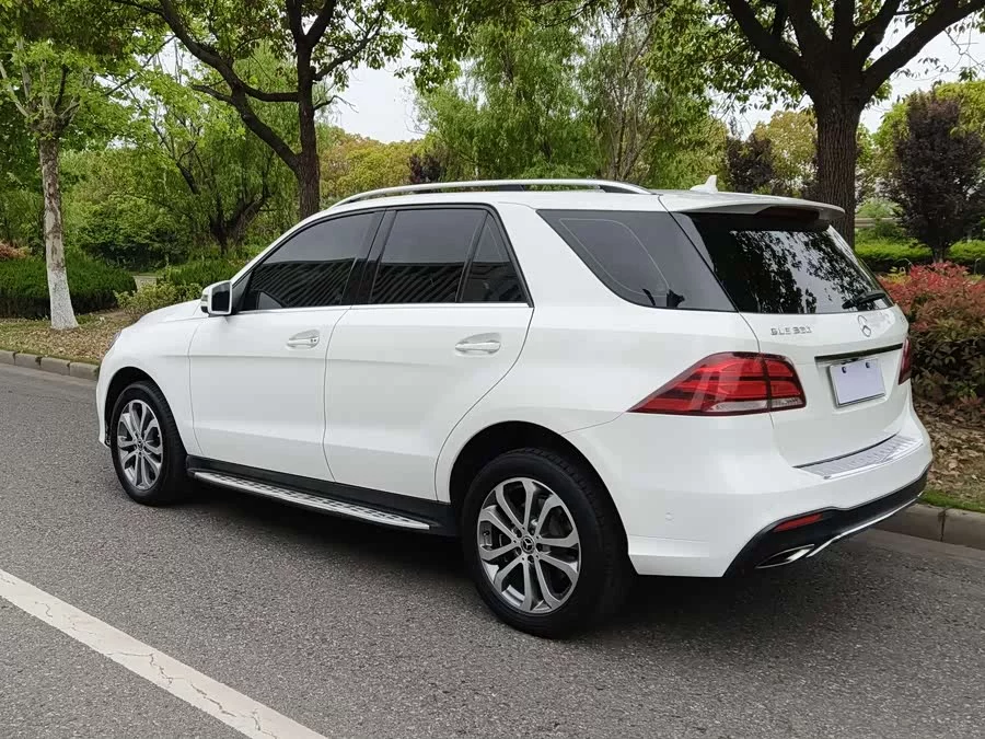 Mercedes Benz GLE (Imported)