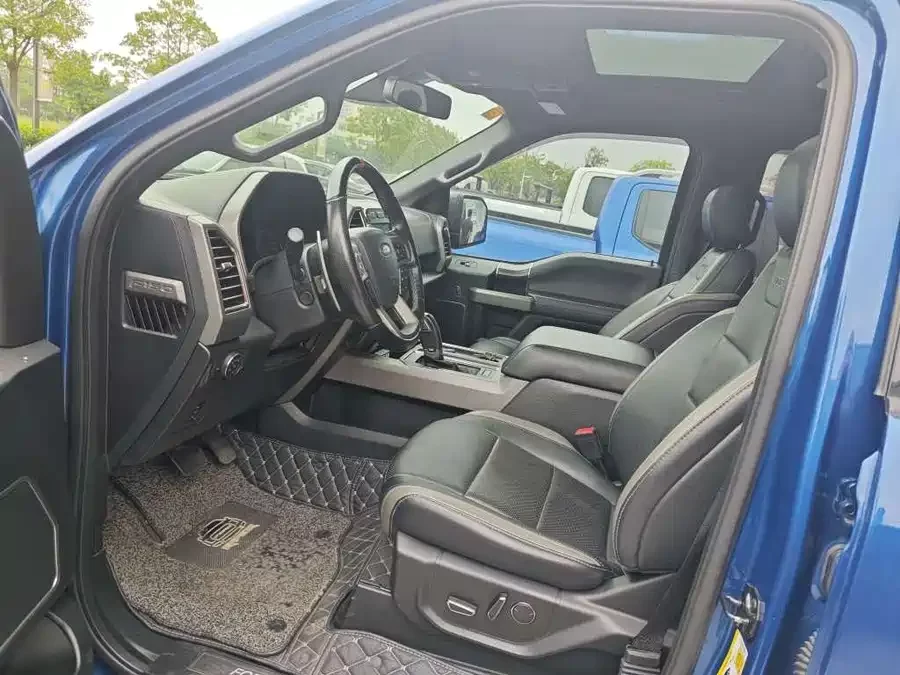 Ford F-150 Raptor