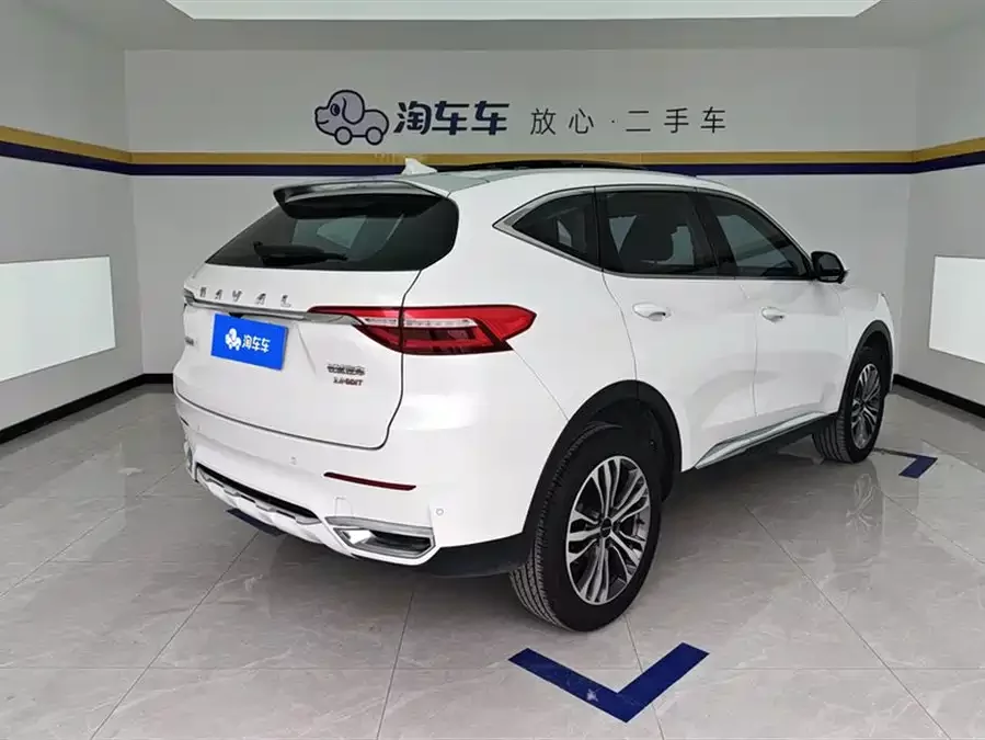 Haval F7