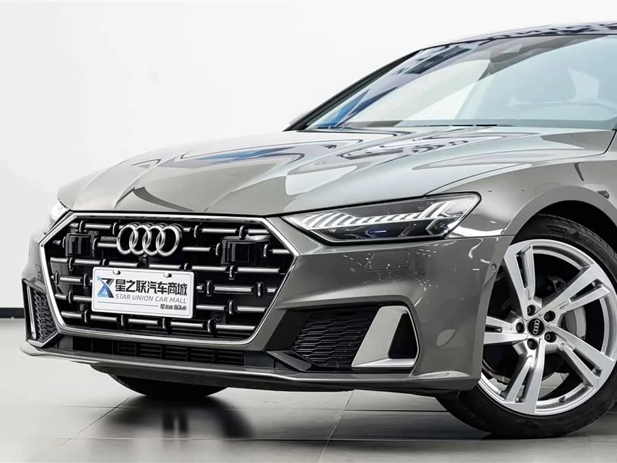 Audi A7L