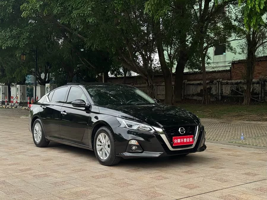 Nissan Teana
