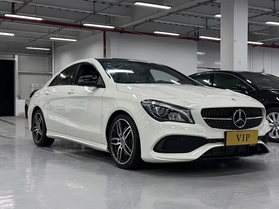 Mercedes-Benz CLA