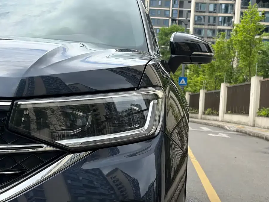 Volkswagen Tayron X
