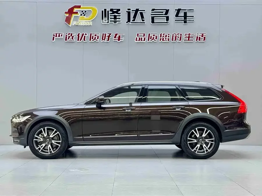Volvo V90