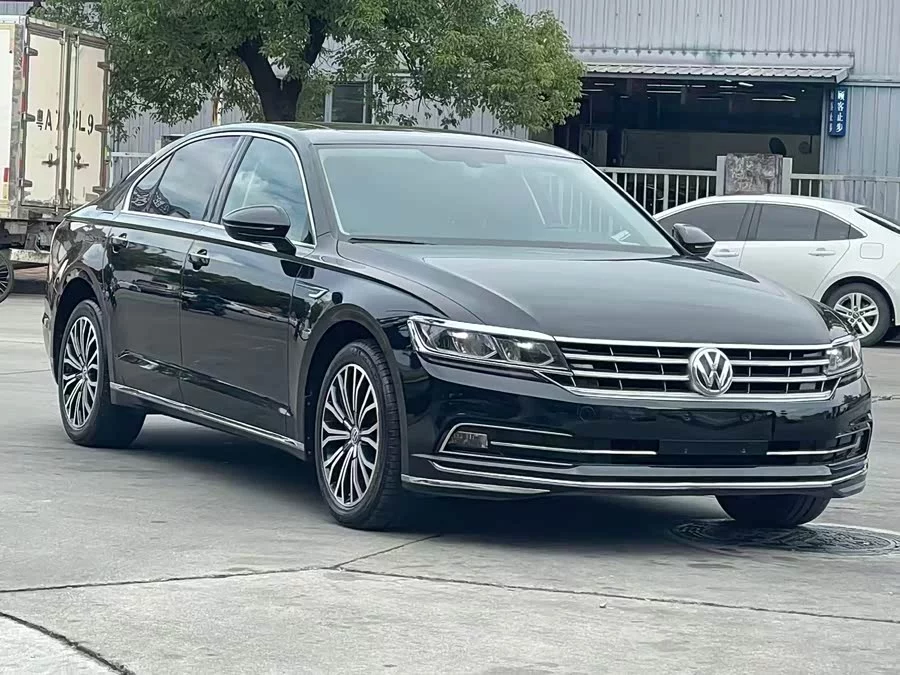 Volkswagen Phaeton / Phideon