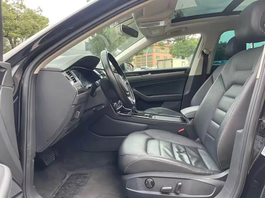 Volkswagen Phaeton / Phideon