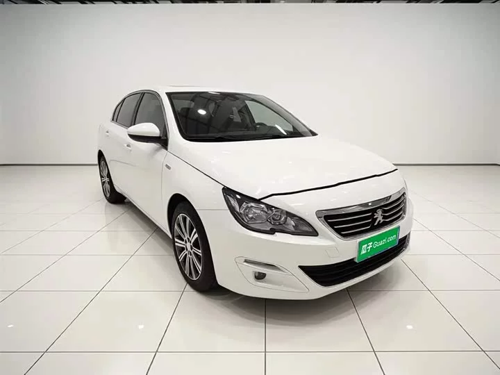 Peugeot 408