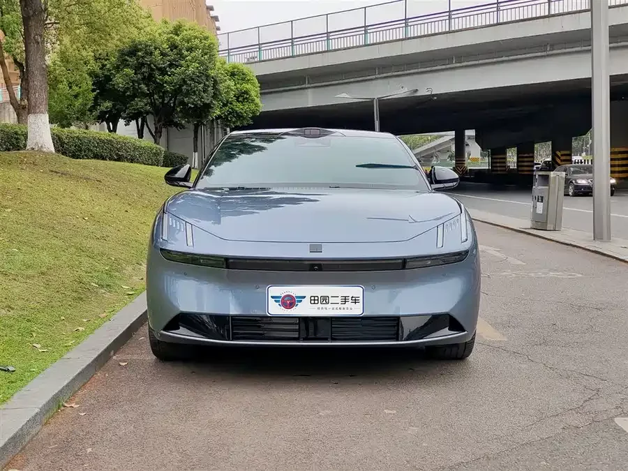 Lynk & Co Z10