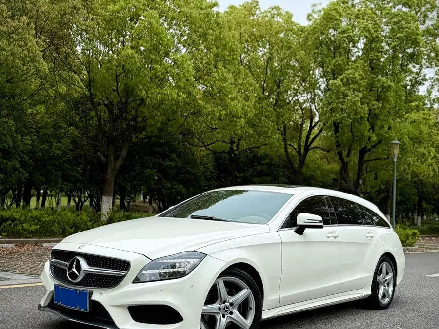 Mercedes Benz CLS