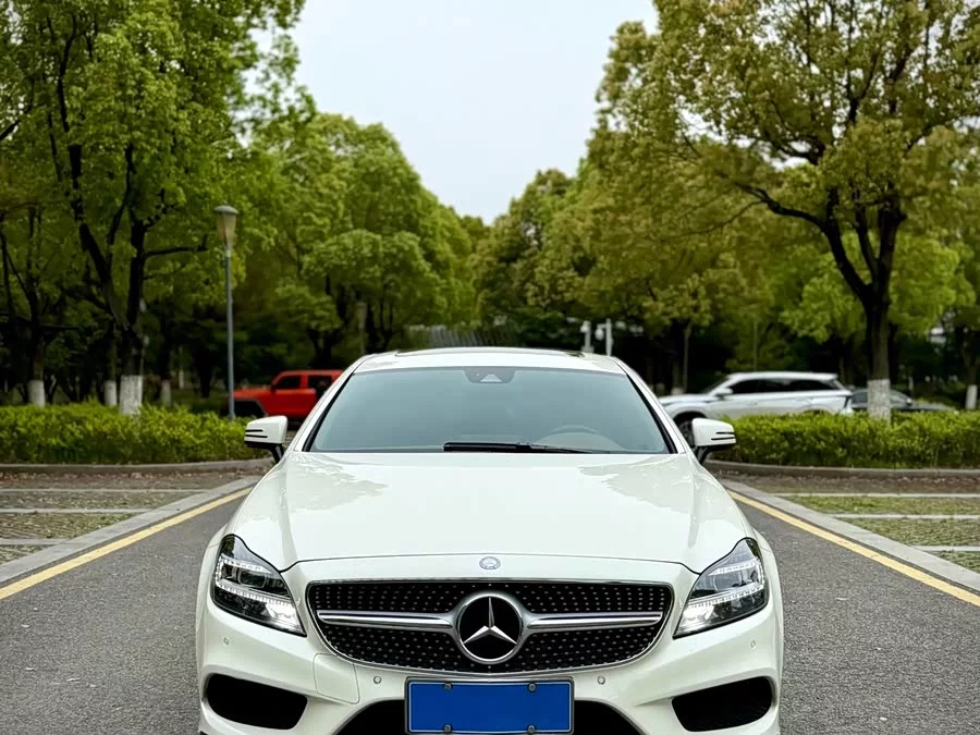 Mercedes Benz CLS