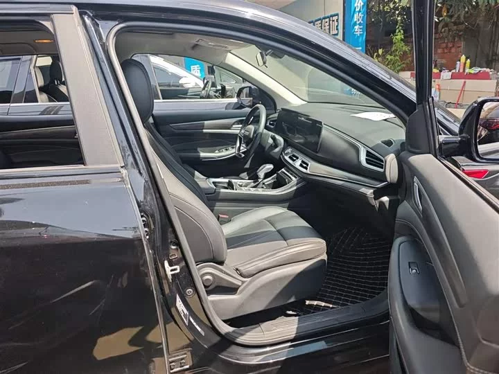 Dongfeng Fengon 580